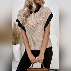 Contrast Round Neck Cap Sleeve Knit Top